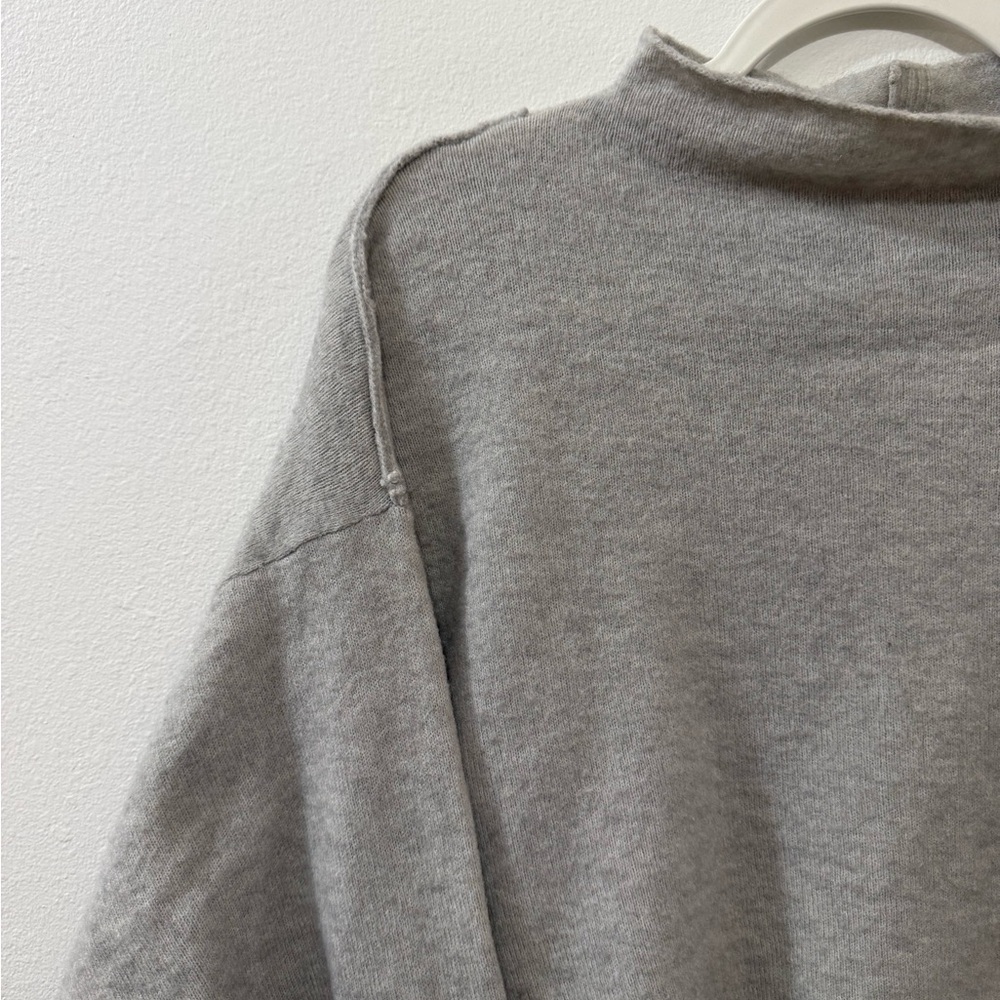 Free People Sweater - Picture 3 of 4